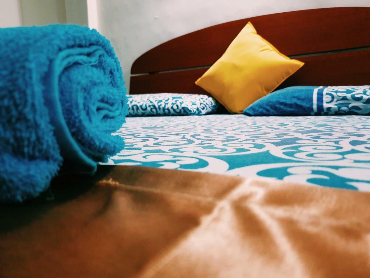Oasis Skybeach Hostel - Негомбо Экстерьер фото